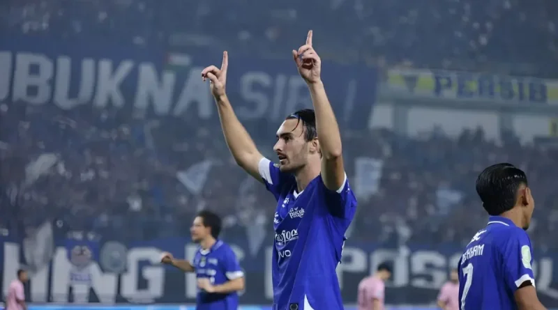 Andrew Jung Resmi Gabung Hanoi FC Usai Tinggalkan Persib