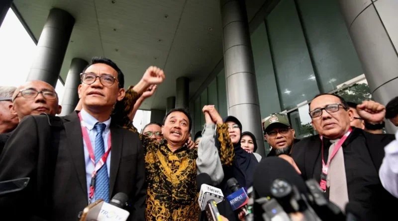 Hakim Kabulkan Sebagian Praperadilan Roy Suryo