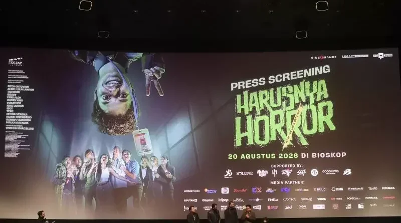 Review Harusnya Horor, Reza Arap Bawa AAA Clan ke Bioskop