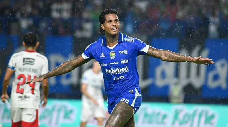 Ramon Tanque Dipinjamkan Persib ke Chennaiyin FC