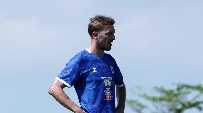 Bek Anyar Persib Gabung Latihan Perdana TC di Bali
