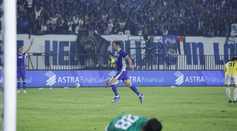 Sekulic Jadi Pahlawan! PERSIB Melaju ke Semifinal