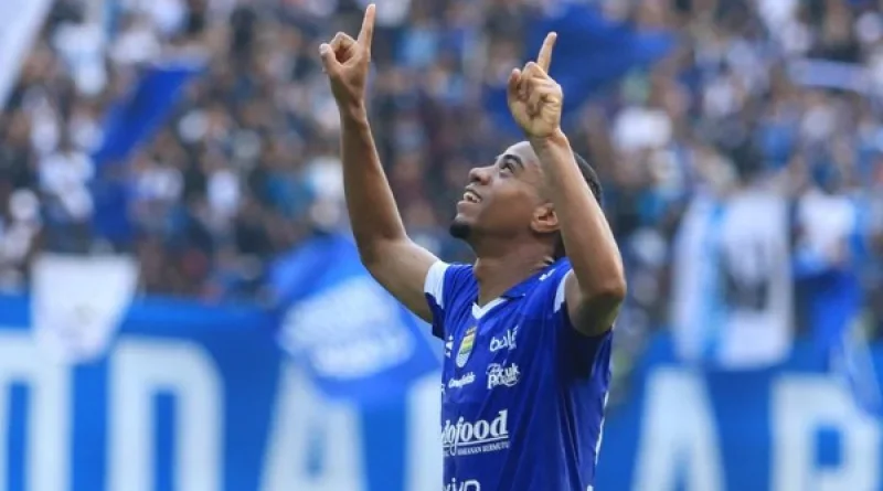 Uilliam Barros Bawa Persib Unggul 1-0 atas Persija pada Babak Pertama