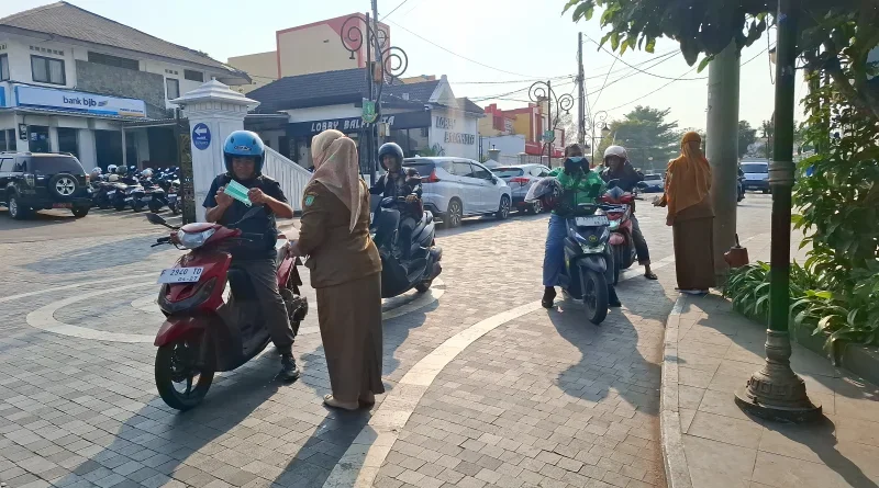 Cerita Warga Sukabumi, Sempat Kesulitan Dapat Masker