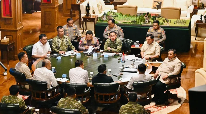 Prabowo Kumpulkan Menhan hingga Kapolda Metro di Hambalang Sebelum Bertolak ke Rusia