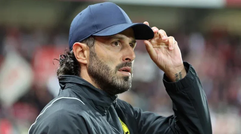 Fiorentina Pecat Fabio Grosso Setelah Tiga Kekalahan Beruntun