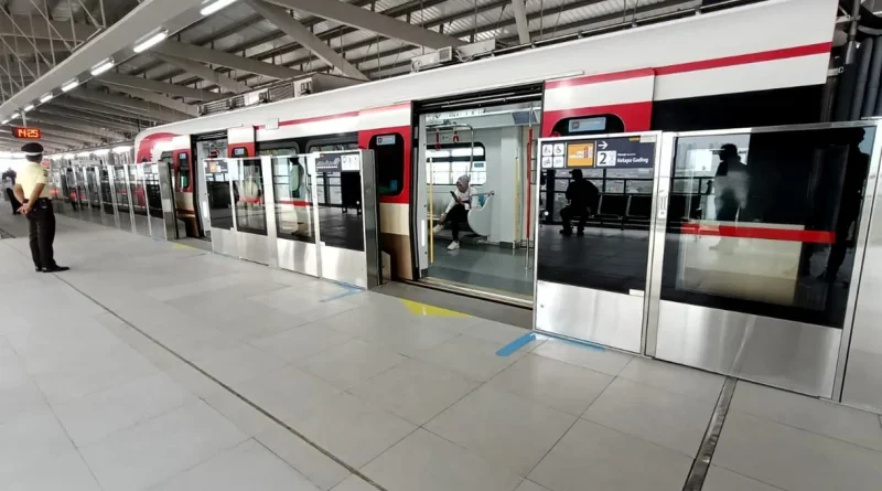 Ada Promo 8 Hari, Naik LRT Manggarai-Kelapa Gading Cuma Rp8