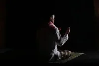 Ini Tata Cara Sholat Tahajud Lengkap dengan Doanya