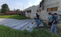Atap Madrasah dan PAUD Roboh Diterjang Angin Kencang di Sukabumi, Belajar Dipindah ke Majlis