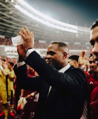 Kluivert Rindu Garuda, Tapi Realitas Memisahkan