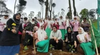 Harlah Fatayat NU ke-76, Humair Hadiri Aksi Penanaman Pohon di Cihawuk KertasariÂ 
