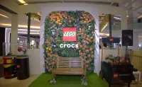 Crocsâ„¢ x LEGO Hadir di Indonesia, Ajak Generasi Muda Ekspresikan Kreativitas Tanpa Batas