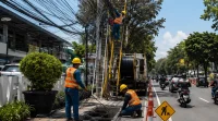 Bandung Mulai Rapikan Kabel Udara, Internet Dipastikan Tetap Aman