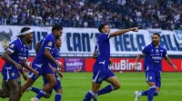 Persib Bandung Dirumorkan Incar Bek Skotlandia Tom Aldred