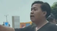 Polisi Tetapkan Sopir Angkot Perusak Mobil Sebagai Tersangka