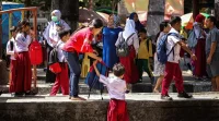ASN Diberi Fleksibilitas Kerja Antar Anak Hari Pertama Sekolah