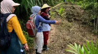 Saat Sungai Keruh, Hutan Adat Penyandingan Terancam