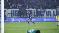 Sekulic Jadi Pahlawan! PERSIB Melaju ke Semifinal