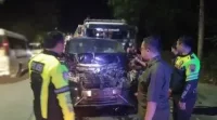 Pendakwah Anwar Zahid Kecelakaan di Bojonegoro, Mobil Dihantam Truk