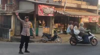 Polisi Hadir, Lalu Lintas Pacet Kab. Bandung Lebih Tertib
