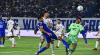 Babak Pertama, Gol Kilat Tanaka Bikin Bobotoh Terdiam