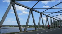 Wanita Sukabumi Jatuh dari Jembatan Gegara Gamis Terlilit Rantai