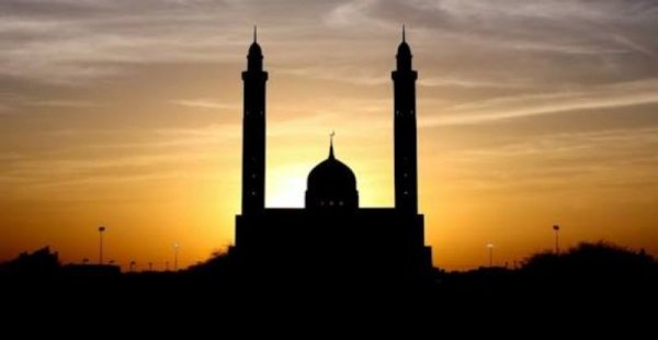 KHUTBAH JUMAT | Islam Agama Sempurna dan Mudah