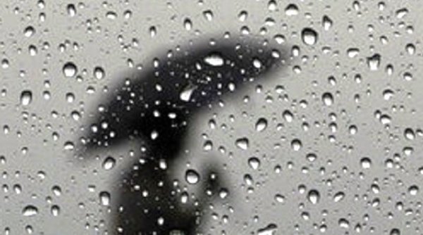 Bandung Berpotensi Diguyur Hujan Sore Ini, Suhu Puncak Capai 28 Derajat Celsius