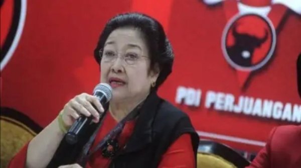 Tak Hadir di Istana, Megawati Rayakan Kemerdekaan di Markas PDIP
