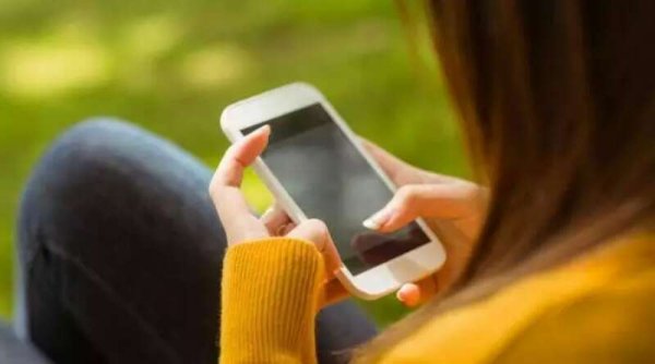 Singapura Keluarkan Panduan Nasional Batasan Screen Time untuk Anak-Anak