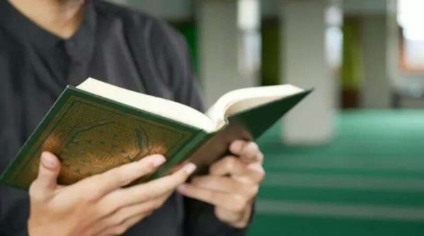 Kisah Imam Syafi’i Khatam Al-Quran hingga 60 Kali Selama Ramadan