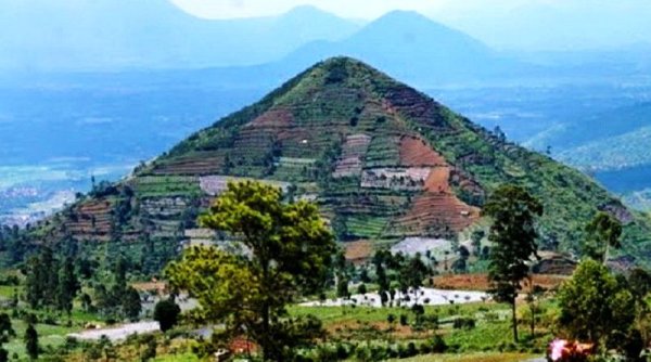 Penelitian Lanjutan Situs Gunung Padang Dimulai, Arkeolog Ungkap Dugaan Struktur Baru