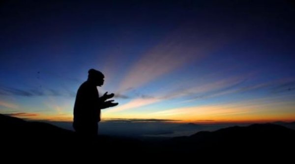 Hari Ini, Umat Islam Diingatkan tentang Keistimewaan Doa Rasulullah SAW pada Hari Jumat