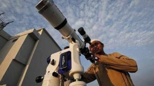 Kisah Ulama Tarim Tentukan 1 Syawal dengan Melihat Hilal dan Mimpi Rasulullah