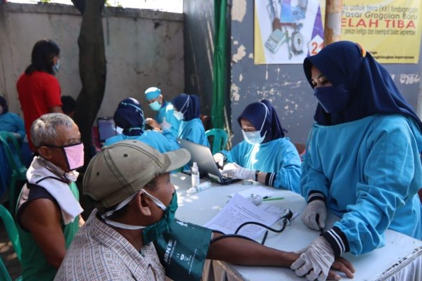Pedagang di 11 Pasar Tradisional Telah Tervaksin