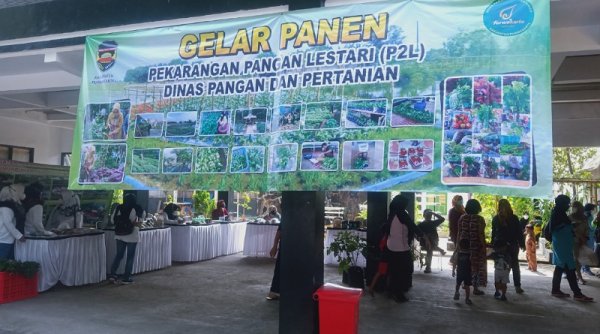 Dispangtan Purwakarta Gelar Bazar Panen P2L