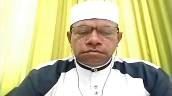 RUMAH ALLAH: Masjid Kubah Merah Putih di Papua Bukti Cinta NKRI