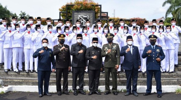 Bupati Bandung, "Semua OKP Harus Bersatu"