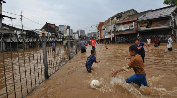 Jelang Cop 26, Save The Children Rilis Dampak Krisis Iklim di Indonesia
