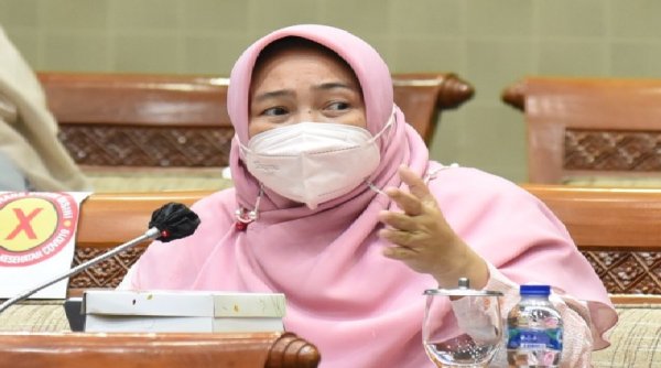 Jangan Sepihak, Anggota DPR Harap Kemnaker Pertimbangkan Kenaikan UMP 2022