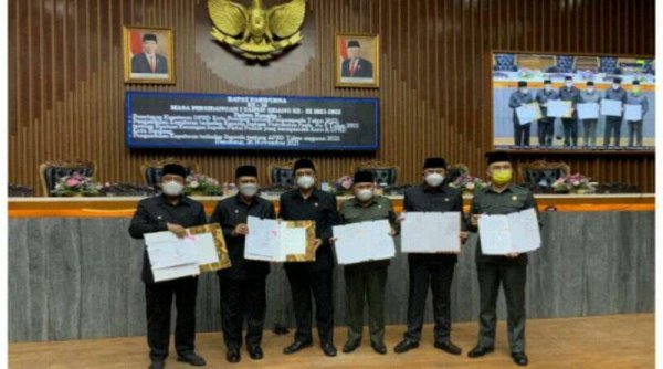 APBD Kota Bandung TA 2022 Ditetapkan, DPRD Minta Maksimalkan Pelayanan Publik