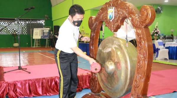 Peringatan Hari Pahlawan 10 November, Polda Jatim Gelar Perlombaan Olahraga