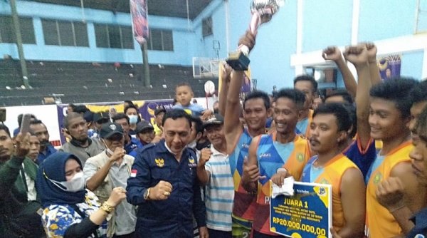Dengan Total Hadiah Rp. 42,5 Juta, Nasdem Indramayu Gelar Turnamen Bola Voli antar Dapil