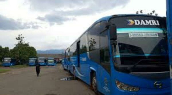 Warga Berharap Bus DAMRI Jangan Berhenti Beroperasi, Sopir pun Rela Lakukan Ini
