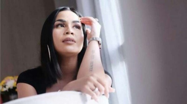 SELEB: Selangkah Lagi, Laura Aprilya Bakal Laporkan Melaney Ricardo