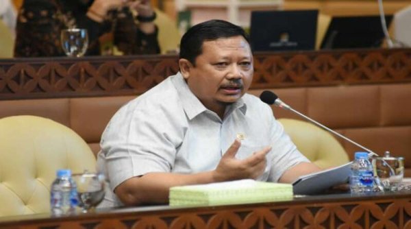 Legislator Minta Pemerintah Setop Aturan yang Mempersulit Perjalanan