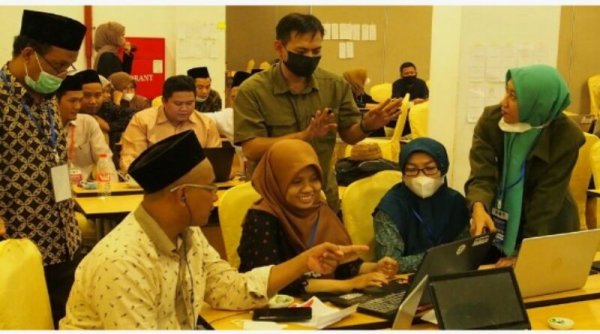 91 Guru dan Tenaga Kependidikan Ikuti Pelatihan Literasi Digital Madrasah