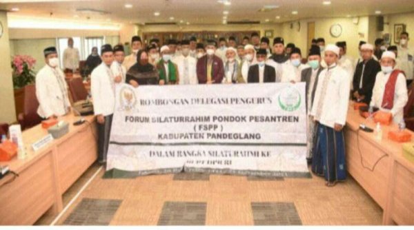 Hak-Hak Kesejahteraan Pengurus Pondok Pesantren Perlu Mendapat Perhatian