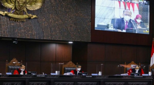 Pemerintah Siap Perbaiki UU Cipta Kerja
