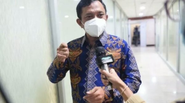 Muncul Varian Omicron, Legislator: Jangan Panik, Perketat Pintu Masuk